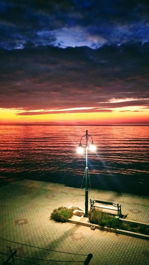 Golden Sunset Beach Apartment Skala Kallirakhis Ngoại thất bức ảnh